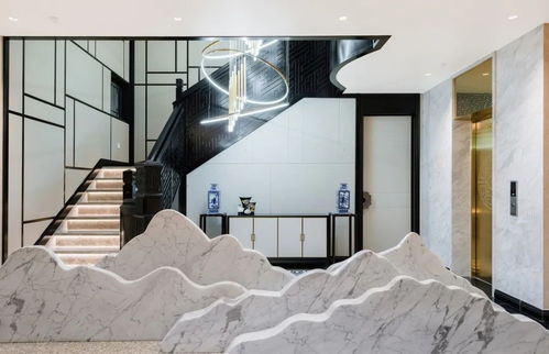 德科妮新中式实木定制 别墅楼梯的艺术升华与非凡效果