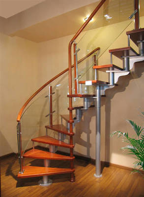 名家精品 光影艺术与结构美学的完美融合——玻璃楼梯产品图鉴